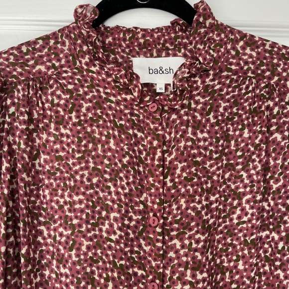 Ba&sh Pabi Printed Ruffle Neck Button-Front Blouse in Framboise, size 0 (XS) - Picture 6 of 9
